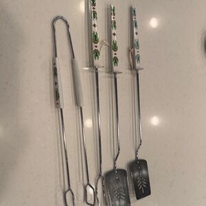 Floral Handle Skewers Set - Silver and White